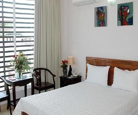 Hoa Dong Duong Hotel Ho Chi Minh City Bagian luar foto